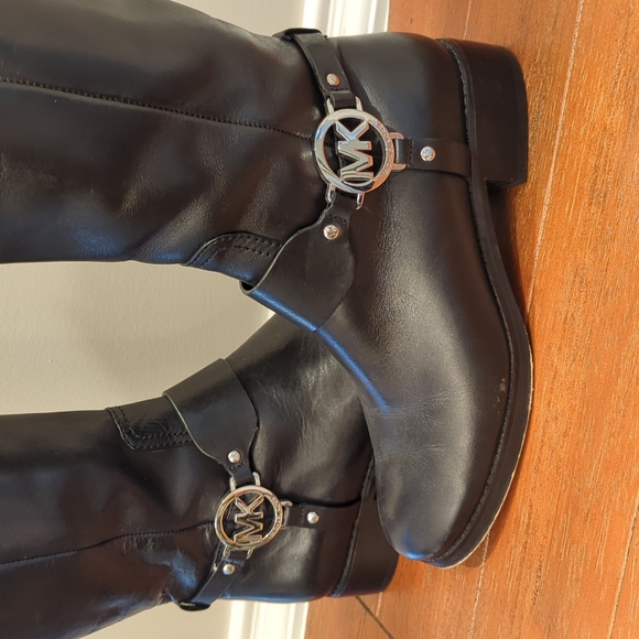 Michael Kors knee high leather boots Size 6M - Picture 3 of 13